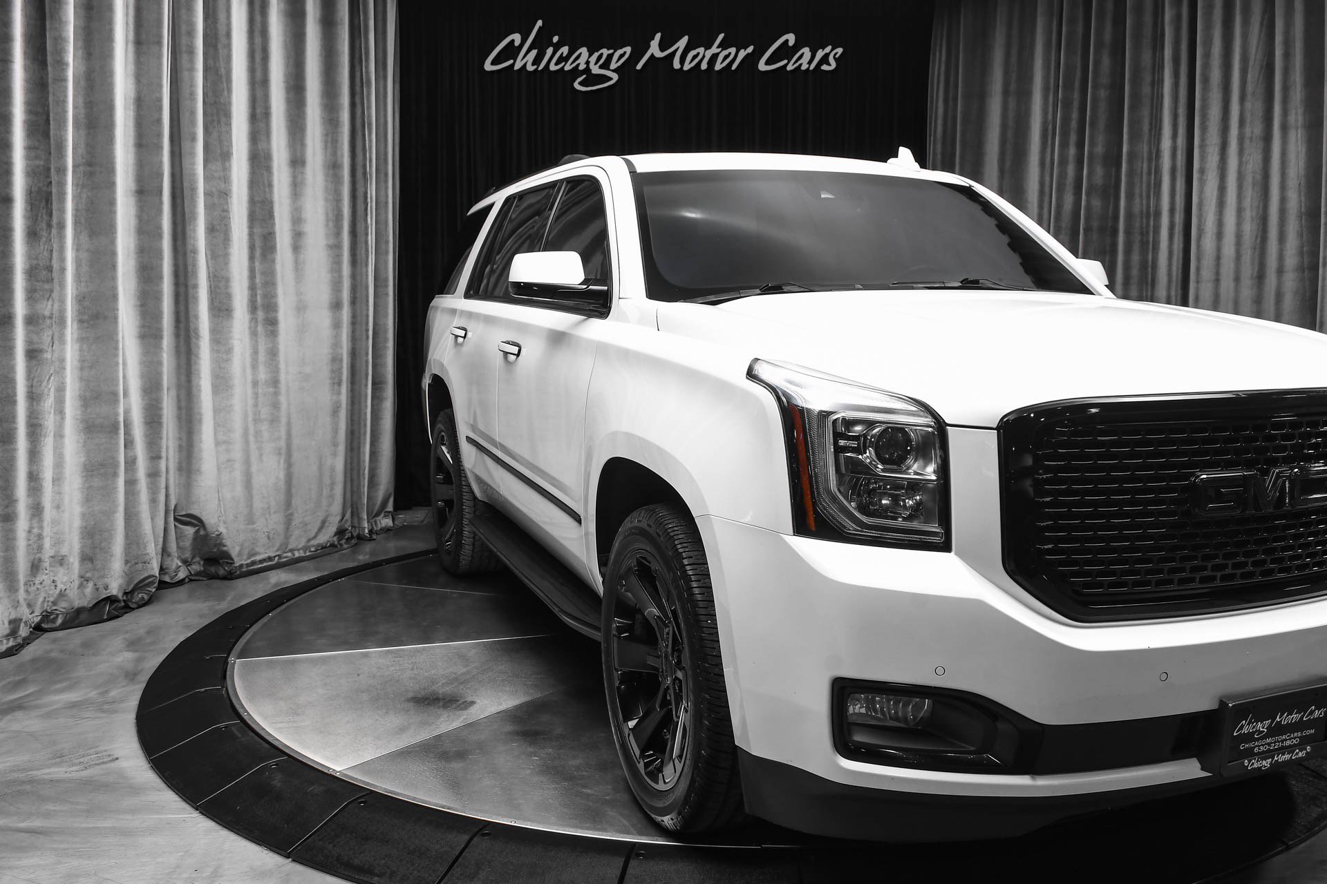 Used 2017 GMC Yukon Denali w/ Open Road Package AWD/4WD image 48