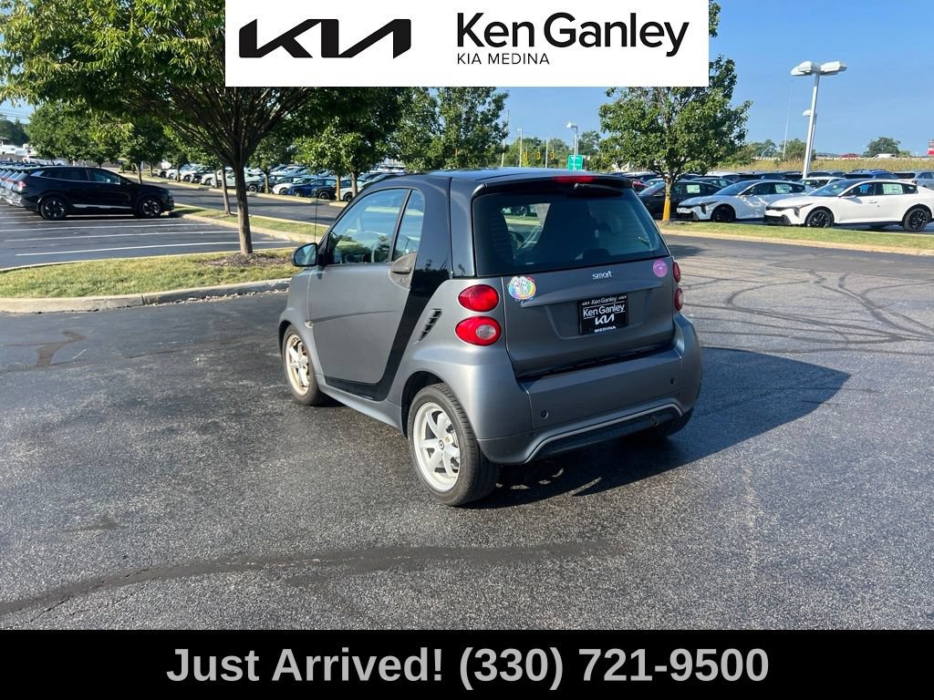 Used 2015 smart fortwo pure RWD image 7