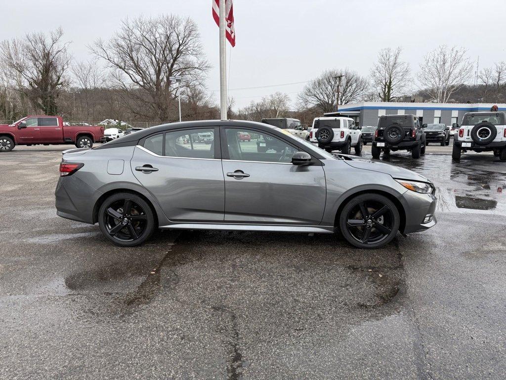 Used 2023 Nissan Sentra SR w/ Midnight Edition Package image 10