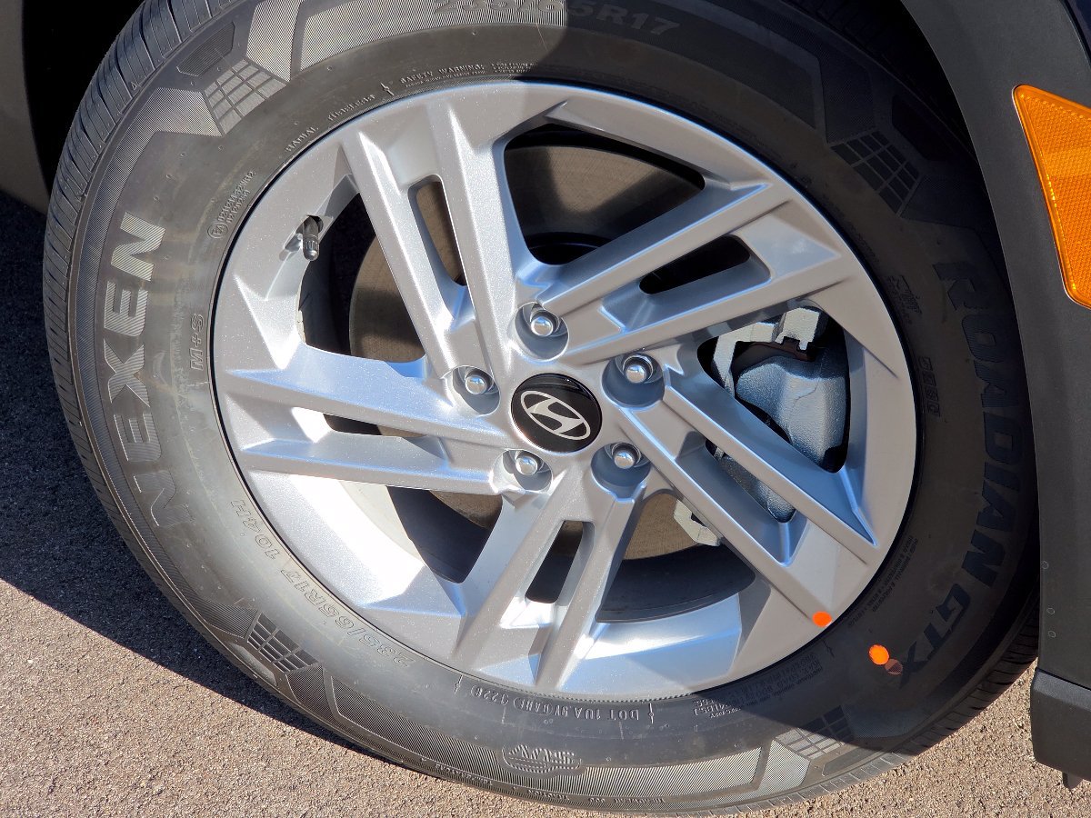 New 2026 Hyundai Tucson SE FWD image 11