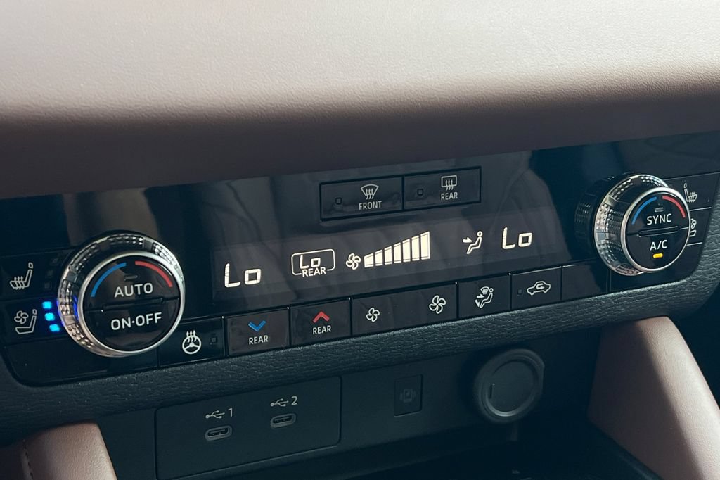 New 2026 Mitsubishi Outlander SEL FWD image 22