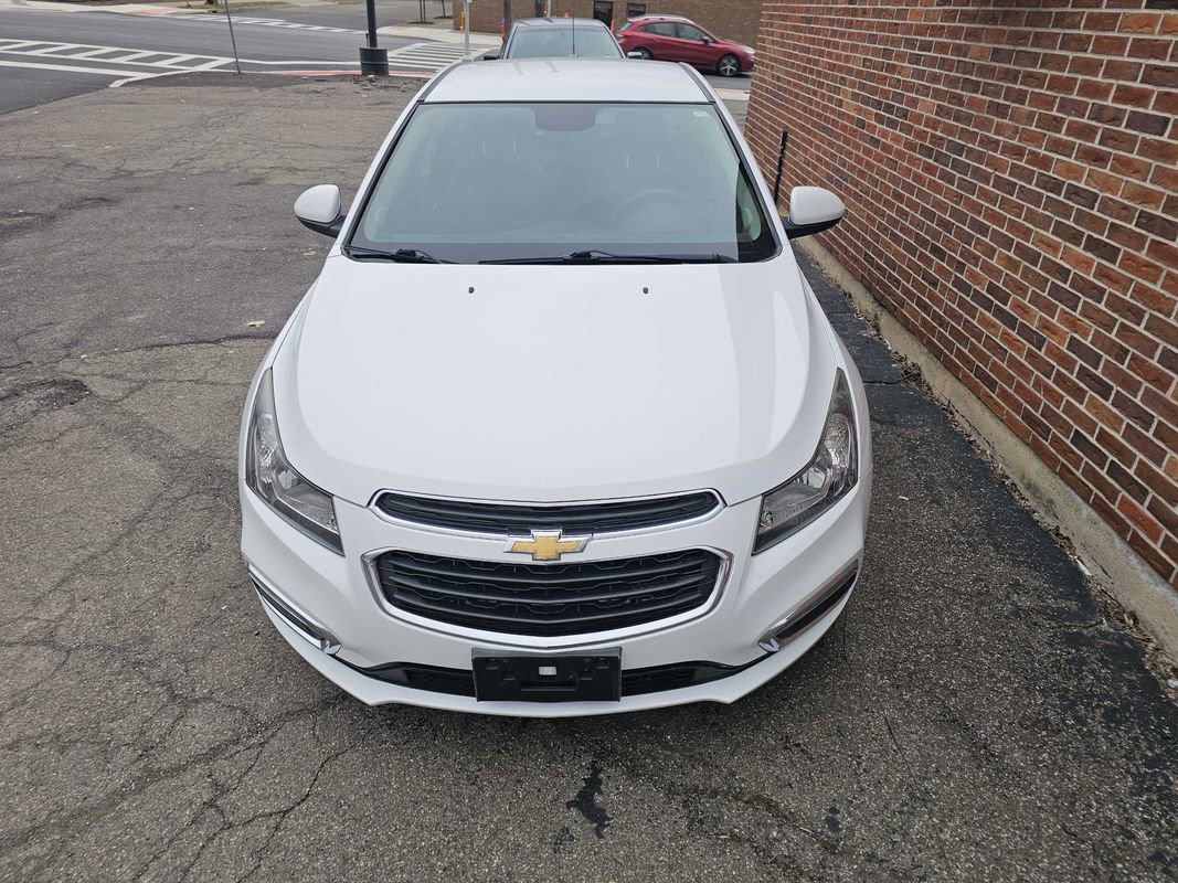 Used 2016 Chevrolet Cruze LT image 17