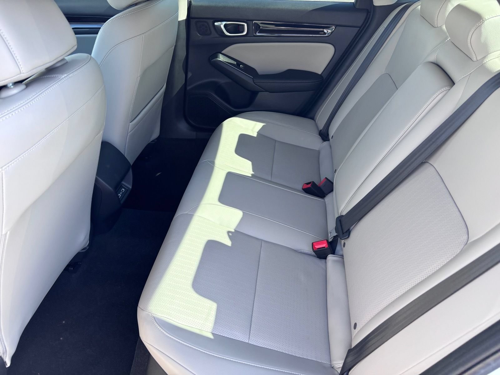 Used 2024 Honda Civic Touring image 16