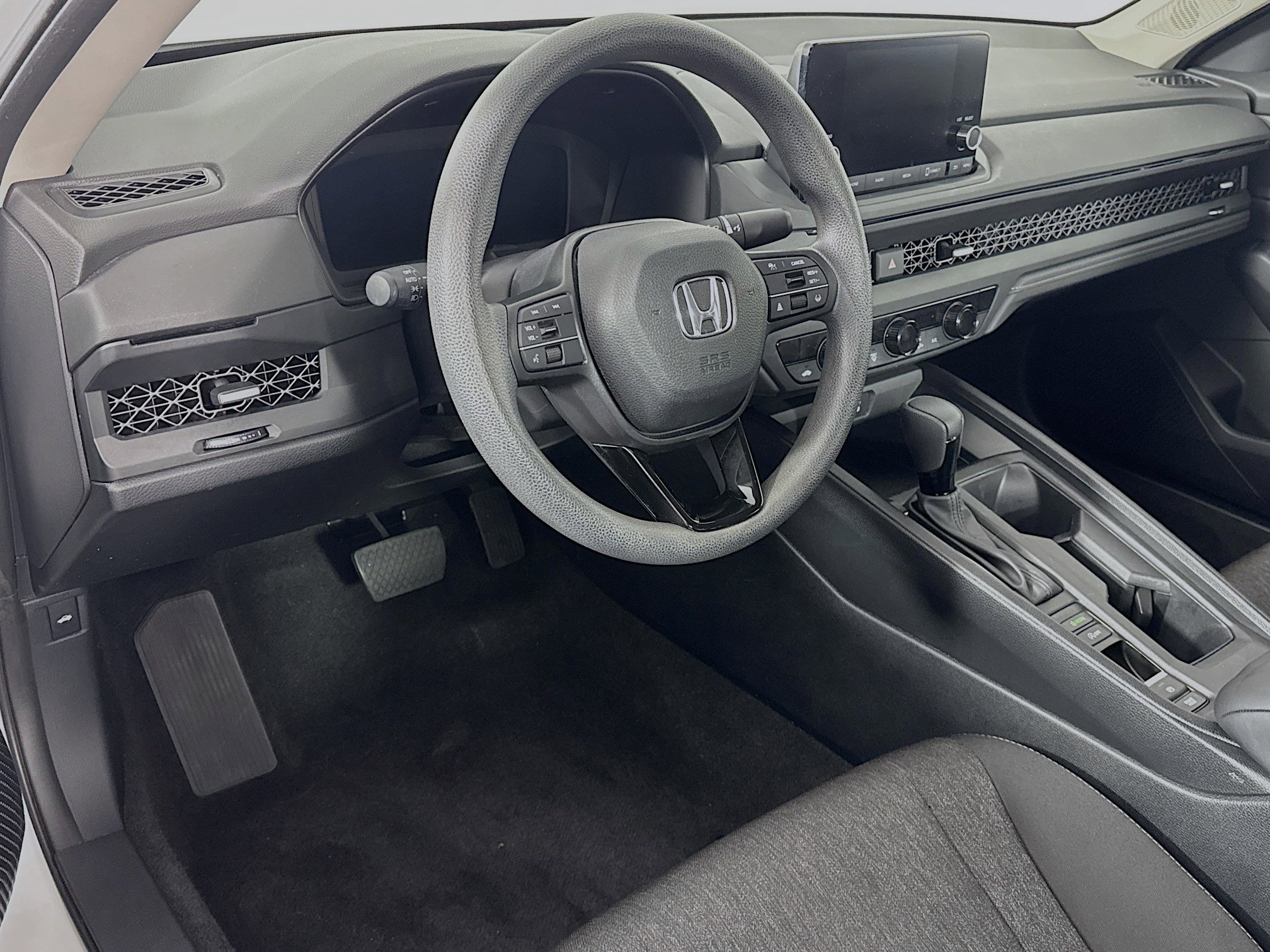 Certified 2023 Honda Accord EX image 9