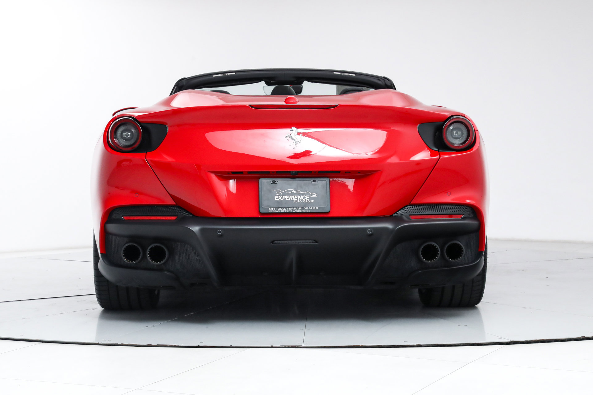 Certified 2023 Ferrari Portofino M image 9