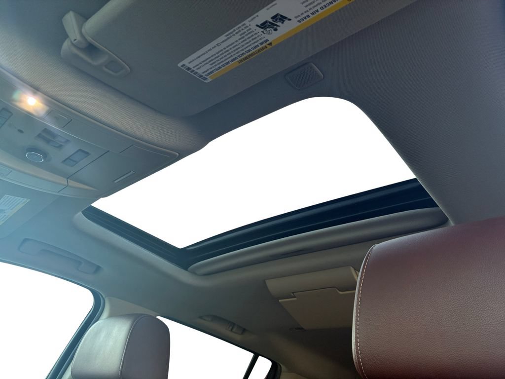 Used 2017 Chevrolet Suburban Premier AWD/4WD image 13