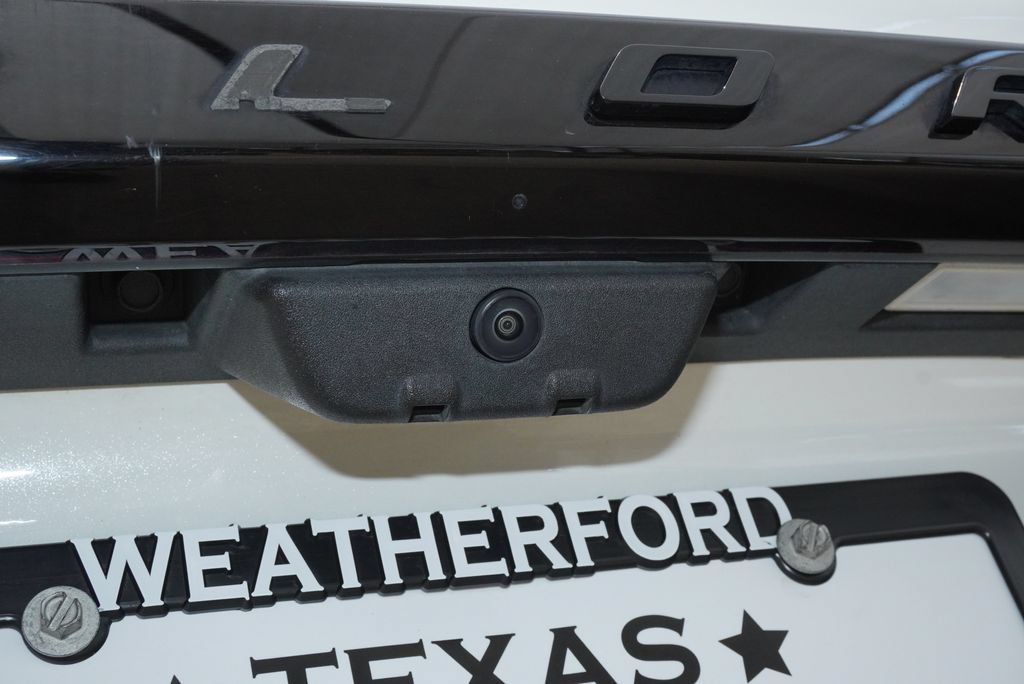 Used 2025 Ford Explorer Platinum w/ Ultimate Package RWD image 32