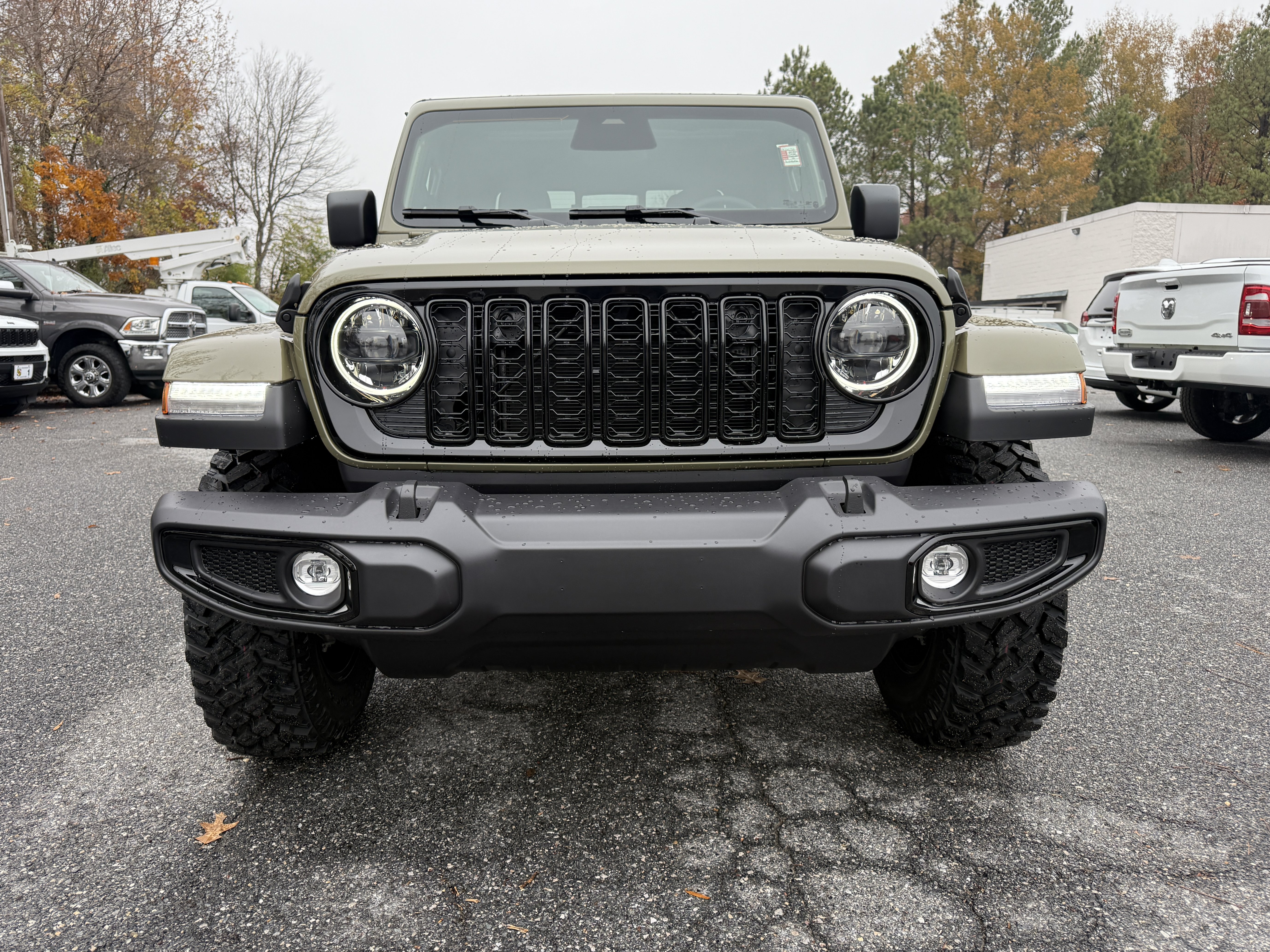 New 2026 Jeep Gladiator Sport AWD/4WD image 2