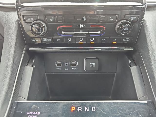 Used 2024 Jeep Grand Cherokee Limited AWD/4WD image 32