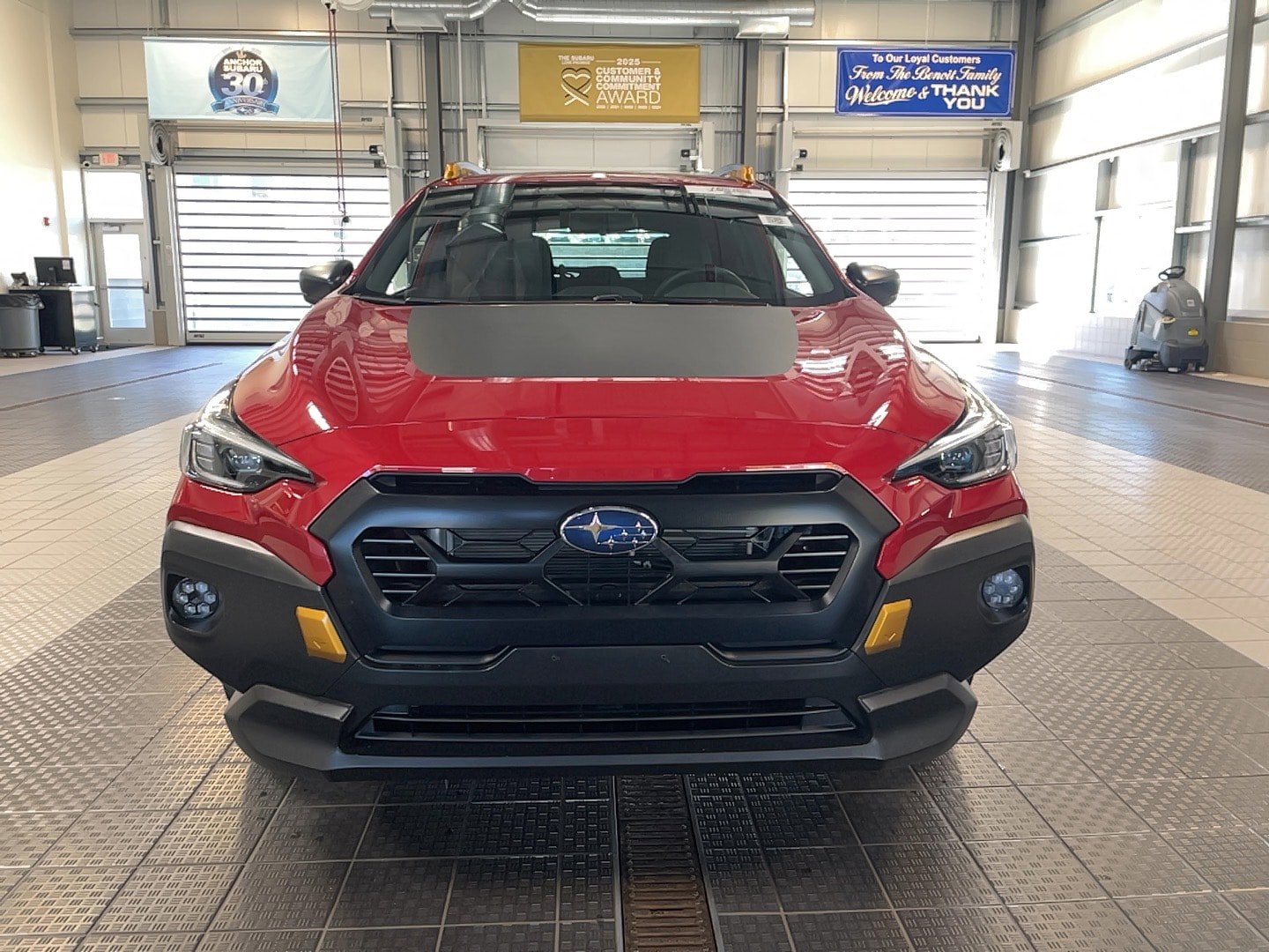Used 2024 Subaru Crosstrek 2.5i Wilderness AWD/4WD image 2