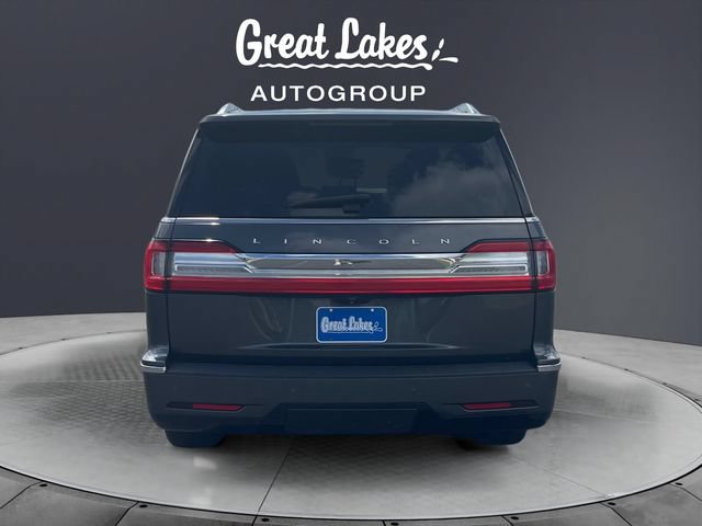 Used 2018 Lincoln Navigator L Reserve w/ Technology Package AWD/4WD image 4