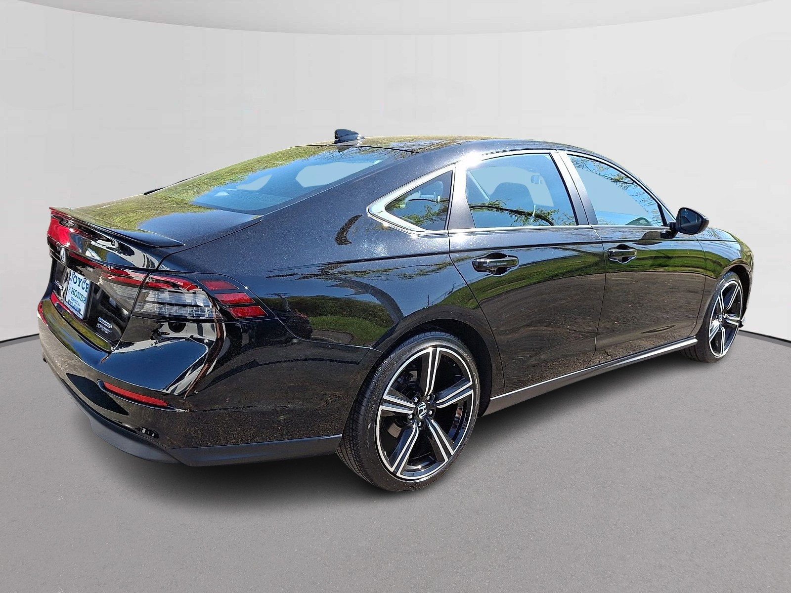 Certified 2023 Honda Accord Sport image 11
