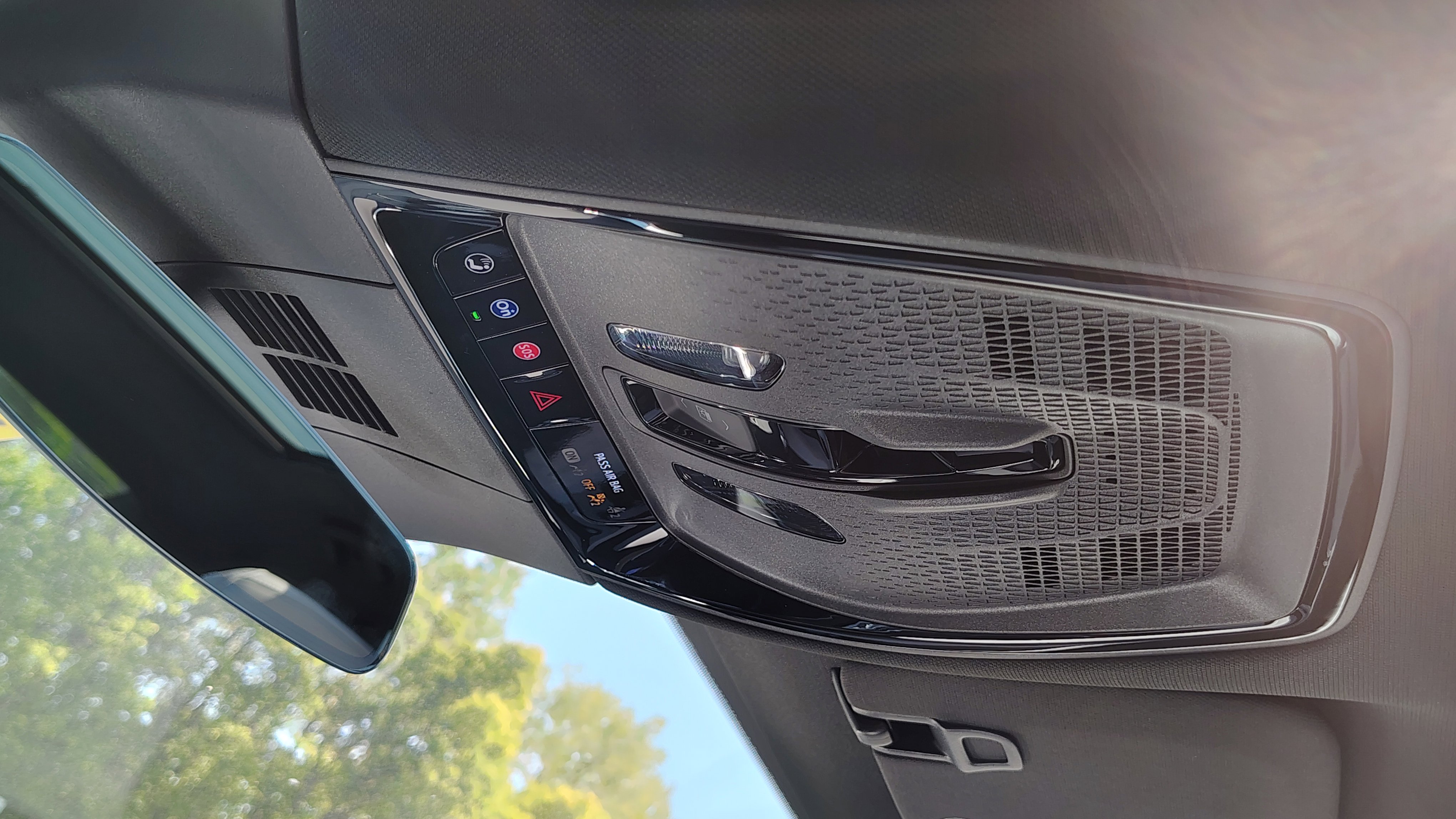 New 2025 Cadillac Lyriq Sport image 25