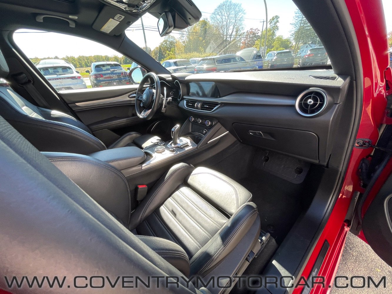 Used 2022 Alfa Romeo Stelvio Veloce image 25