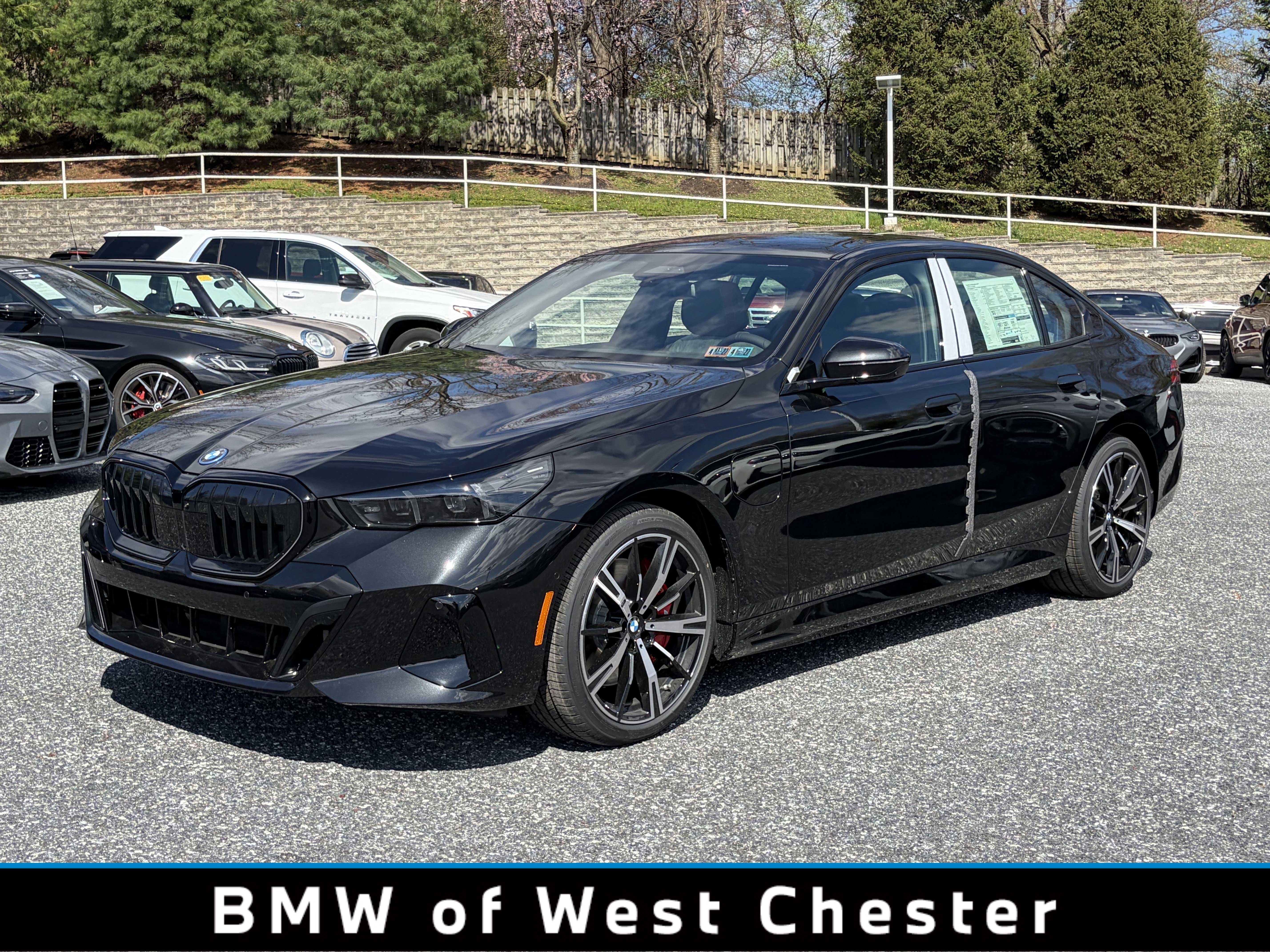 New 2026 BMW 550e xDrive AWD/4WD image 1