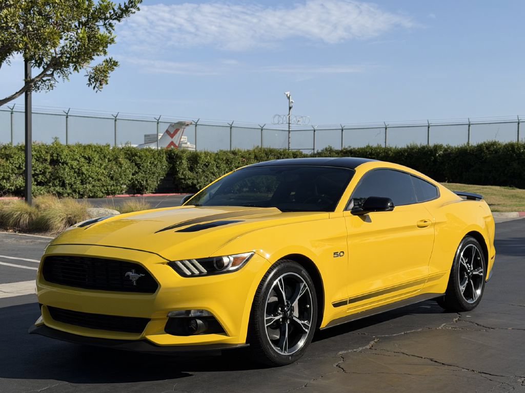 Used 2017 Ford Mustang GT Premium