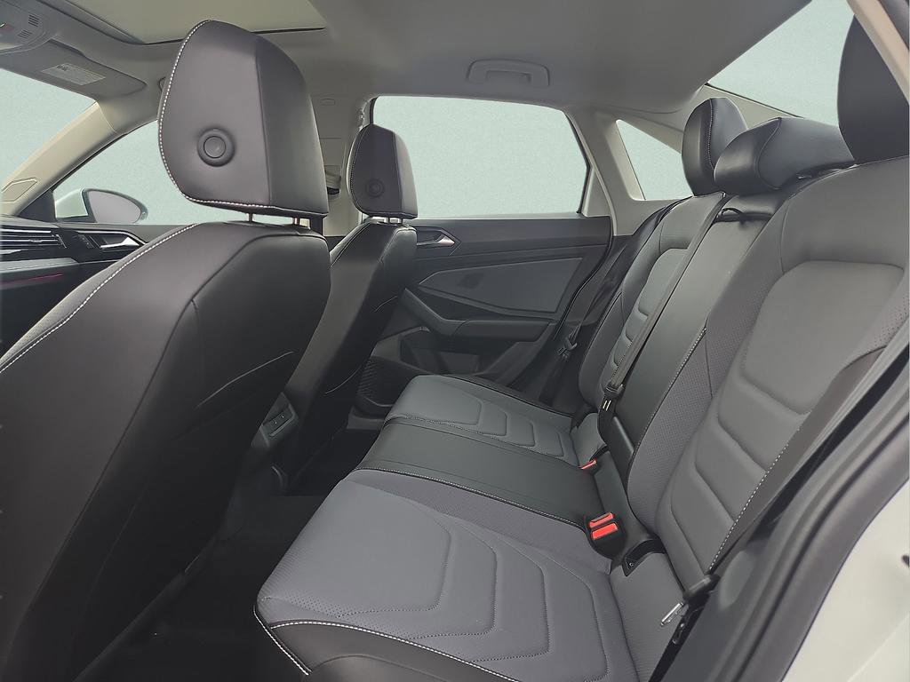 New 2026 Volkswagen Jetta SEL image 11