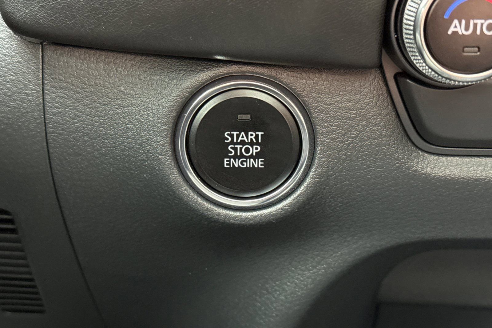 Certified 2025 MAZDA CX-50 AWD 2.5 S w/ Premium Plus Pkg image 24