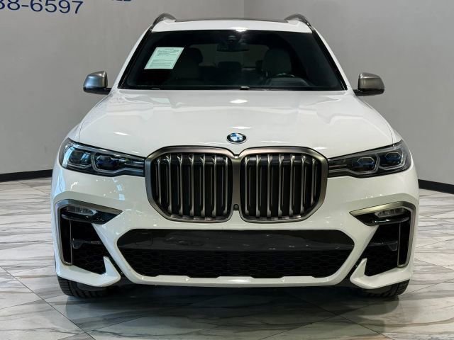 Used 2020 BMW X7 M50i w/ Dynamic Handling Package image 3