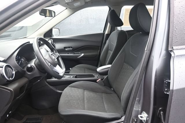 Used 2023 Nissan Kicks SV FWD image 7