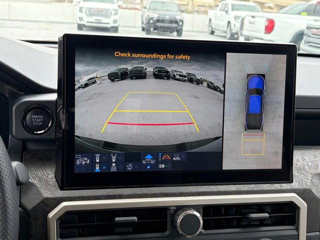 Used 2024 Toyota Tacoma Limited w/ Limited Package (LT) image 11