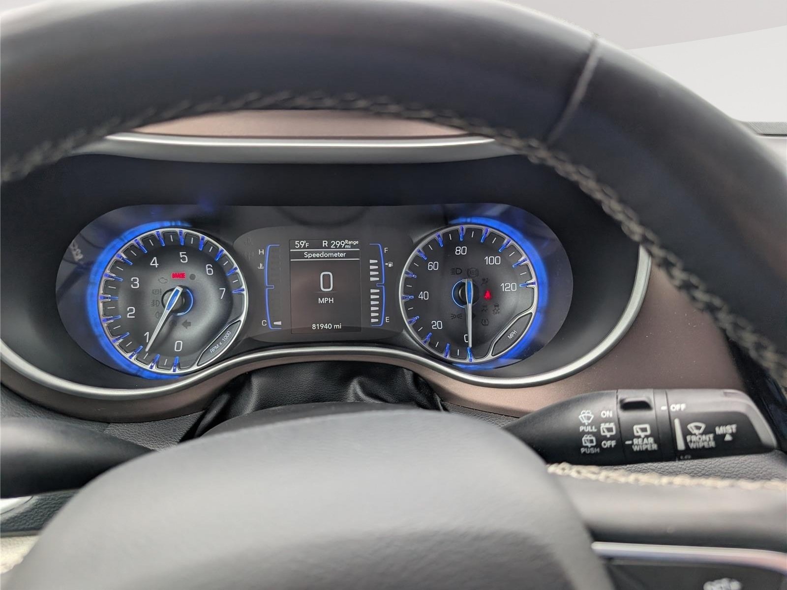 Used 2023 Chrysler Voyager LX FWD image 28