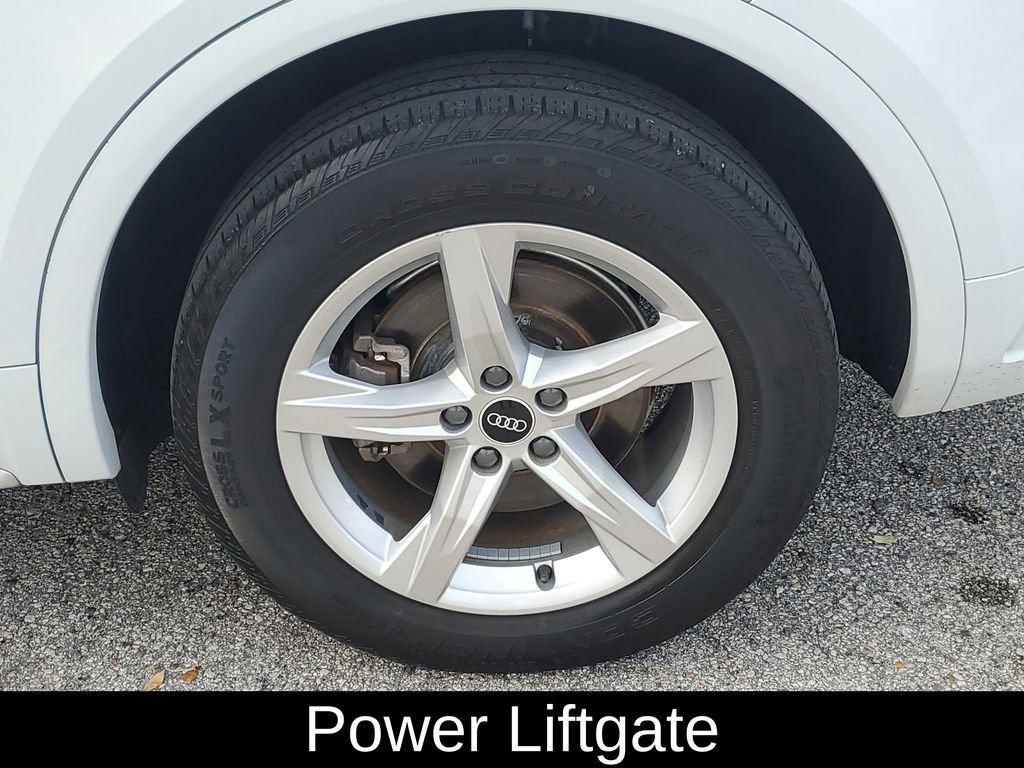 Used 2021 Audi Q5 2.0T Premium w/ Convenience Package image 6