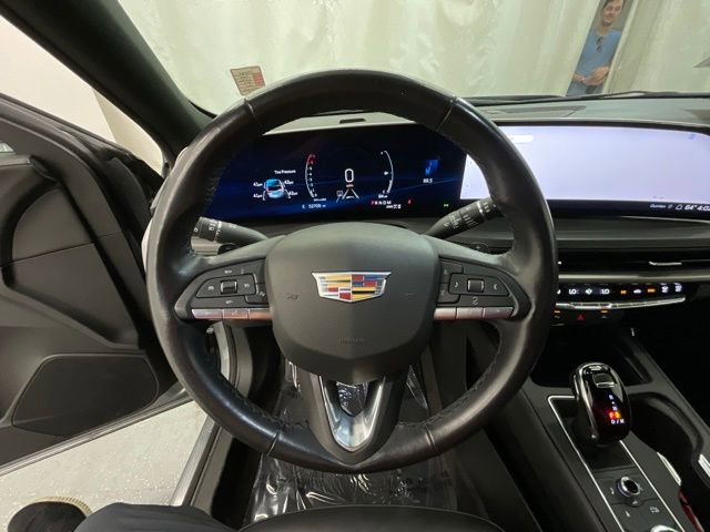 Used 2024 Cadillac XT4 Premium Luxury AWD/4WD image 11