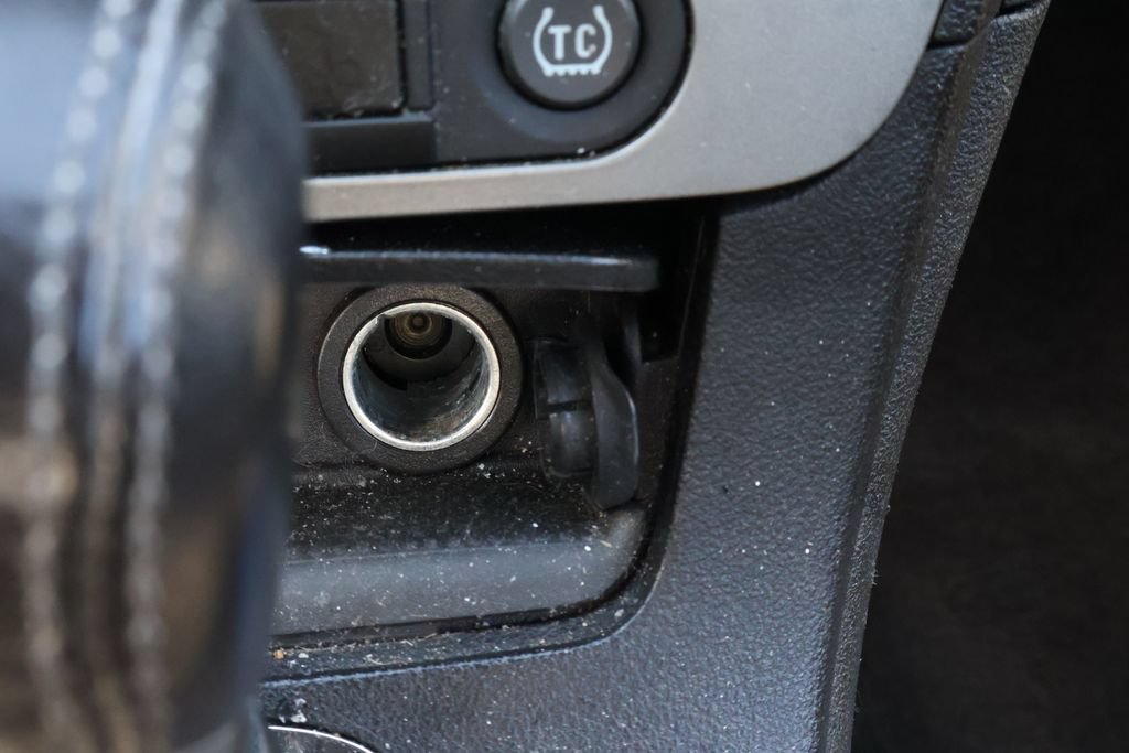 Used 2011 Chevrolet Malibu LTZ FWD image 26