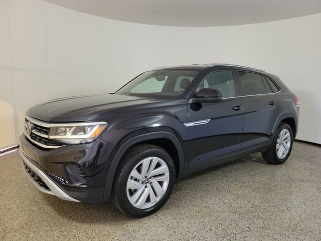 Used 2022 Volkswagen Atlas Cross Sport SE image 2