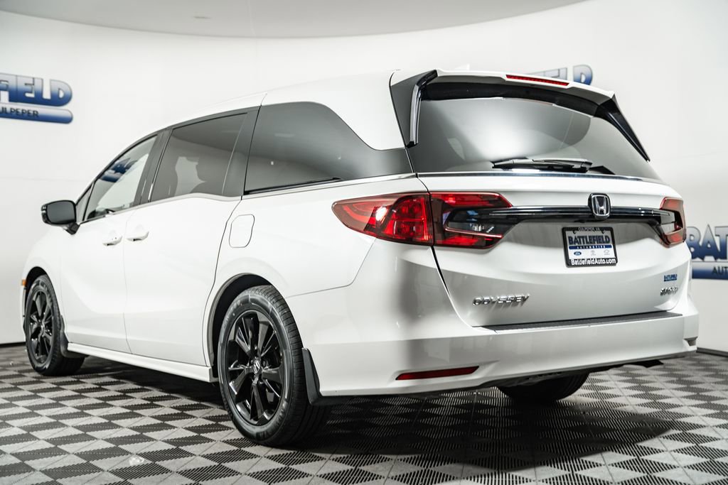 Used 2023 Honda Odyssey Sport image 4