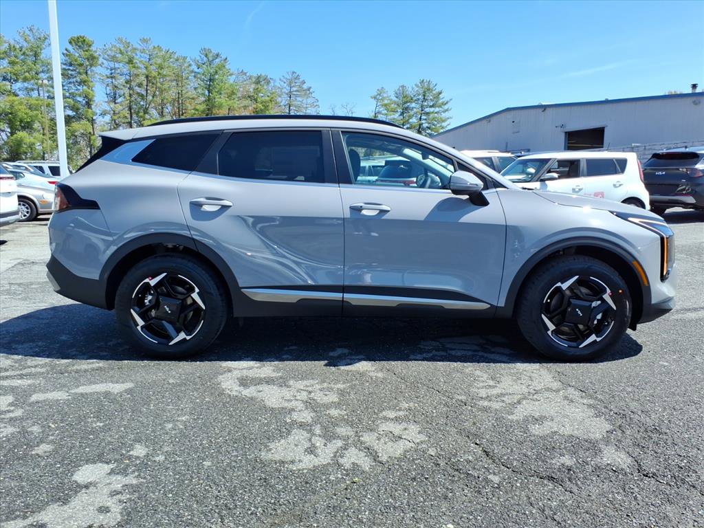 New 2026 Kia Sportage EX w/ EX Panoramic Sunroof Package image 3