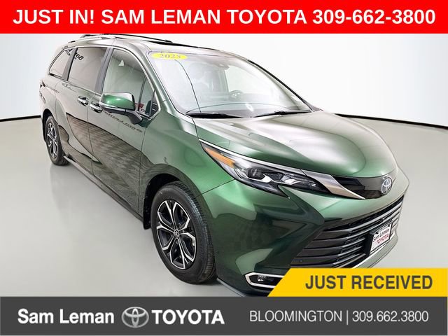 Used 2025 Toyota Sienna Platinum