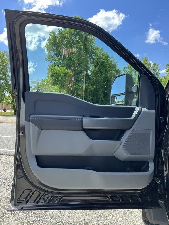 Used 2025 Ford F450 XLT image 6