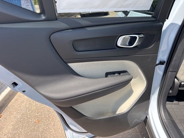 New 2026 Volvo XC40 B5 Plus w/ Protection Package Premier image 23