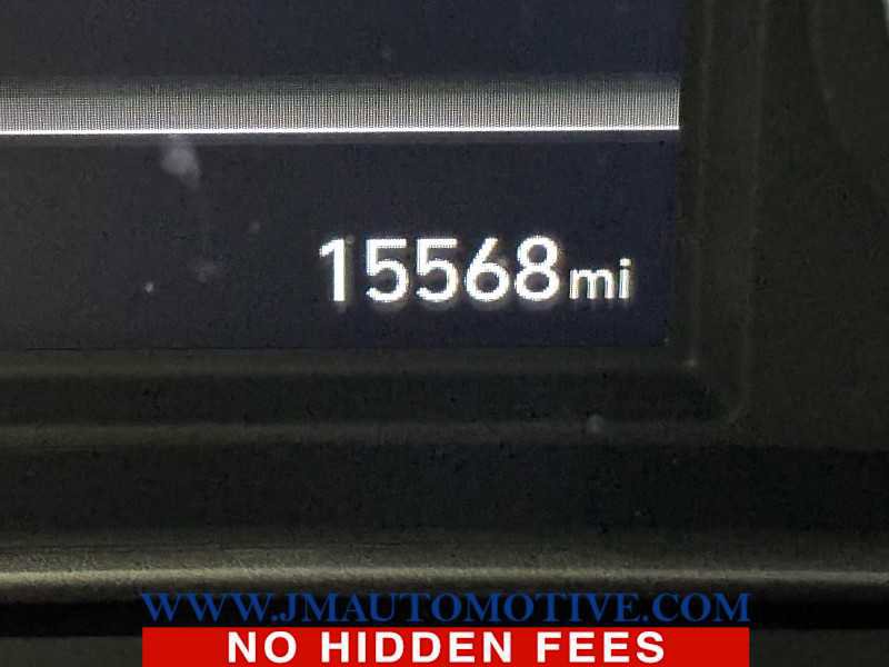 Used 2023 Hyundai Kona SEL image 21
