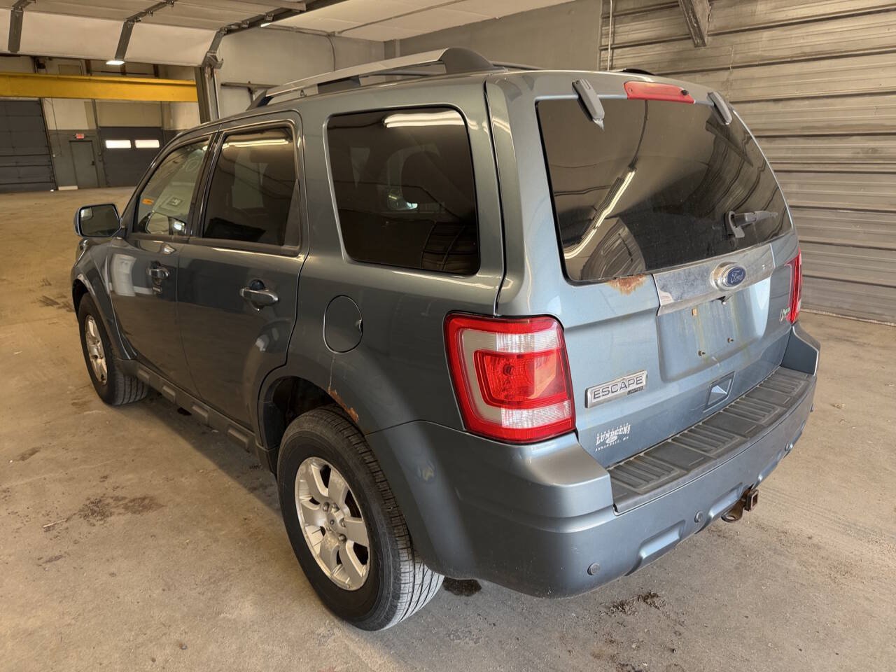 Used 2011 Ford Escape Limited w/ 302A Rapid Spec Order Code AWD/4WD image 3
