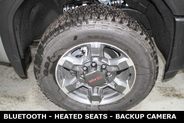 New 2026 GMC Sierra 2500 SLE w/ SLE Value Package; image 6