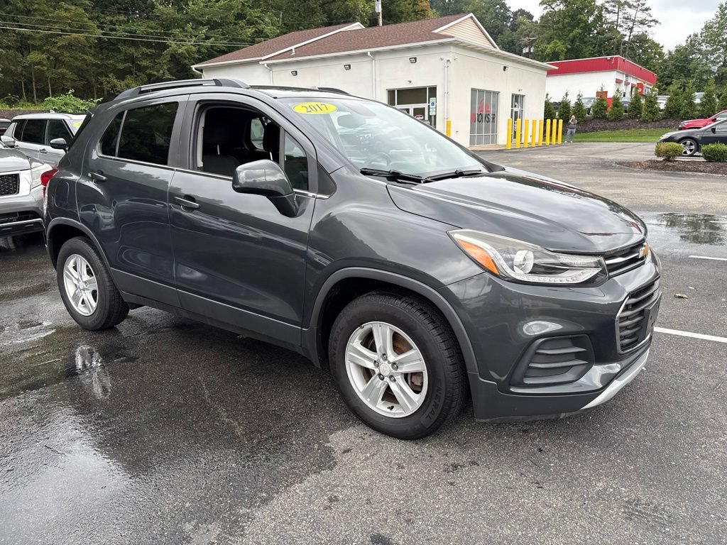 Used 2017 Chevrolet Trax LT FWD image 7