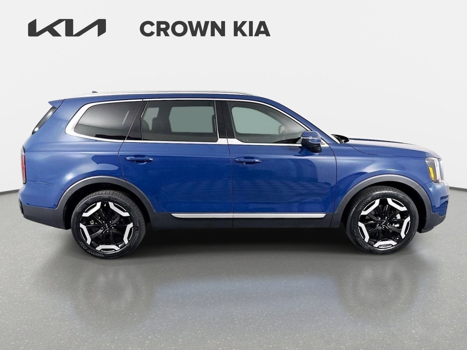 Certified 2024 Kia Telluride EX w/ EX Captain's Chair Package AWD/4WD image 4
