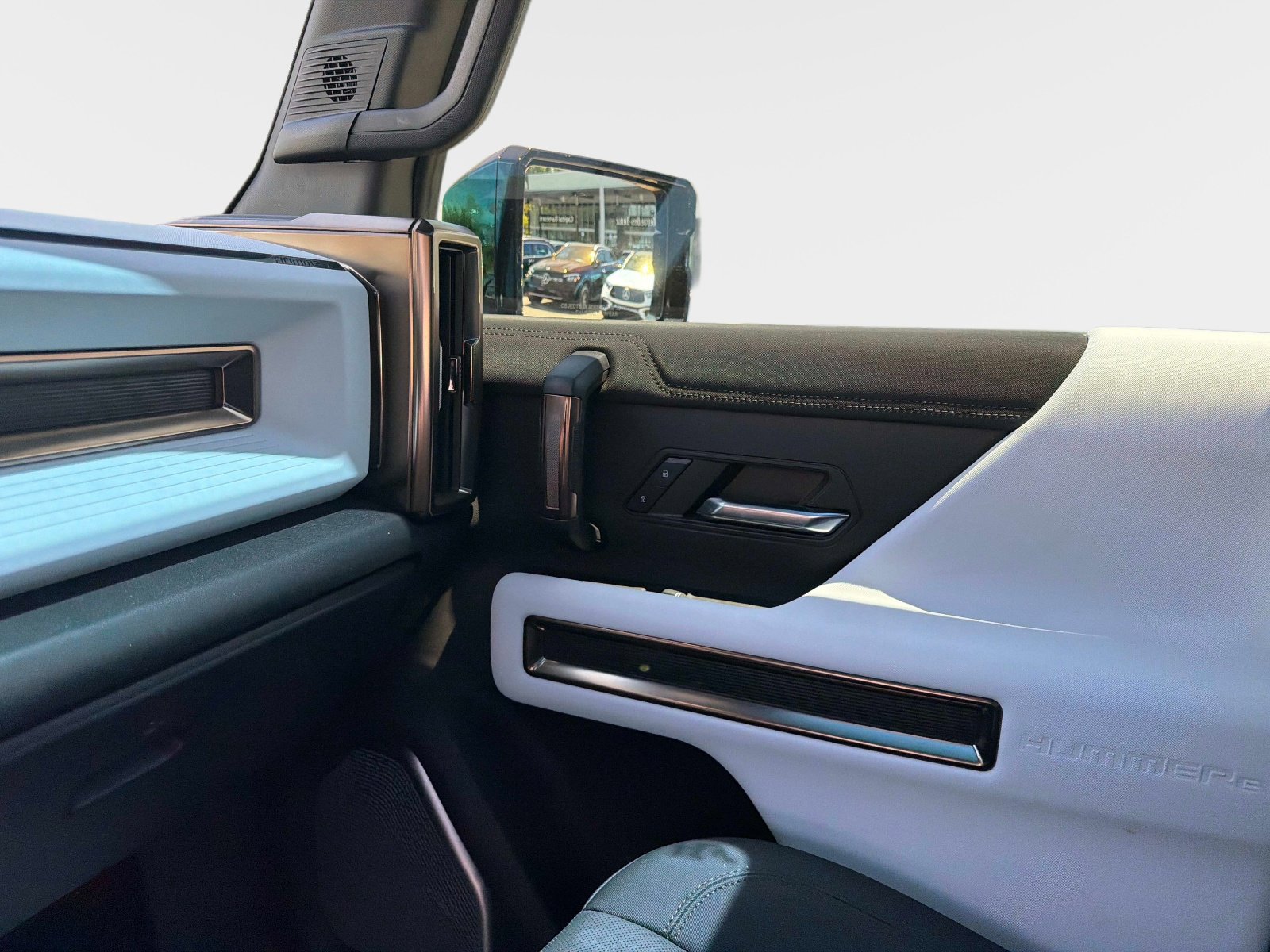 Used 2024 GMC Hummer EV 2X AWD/4WD image 22