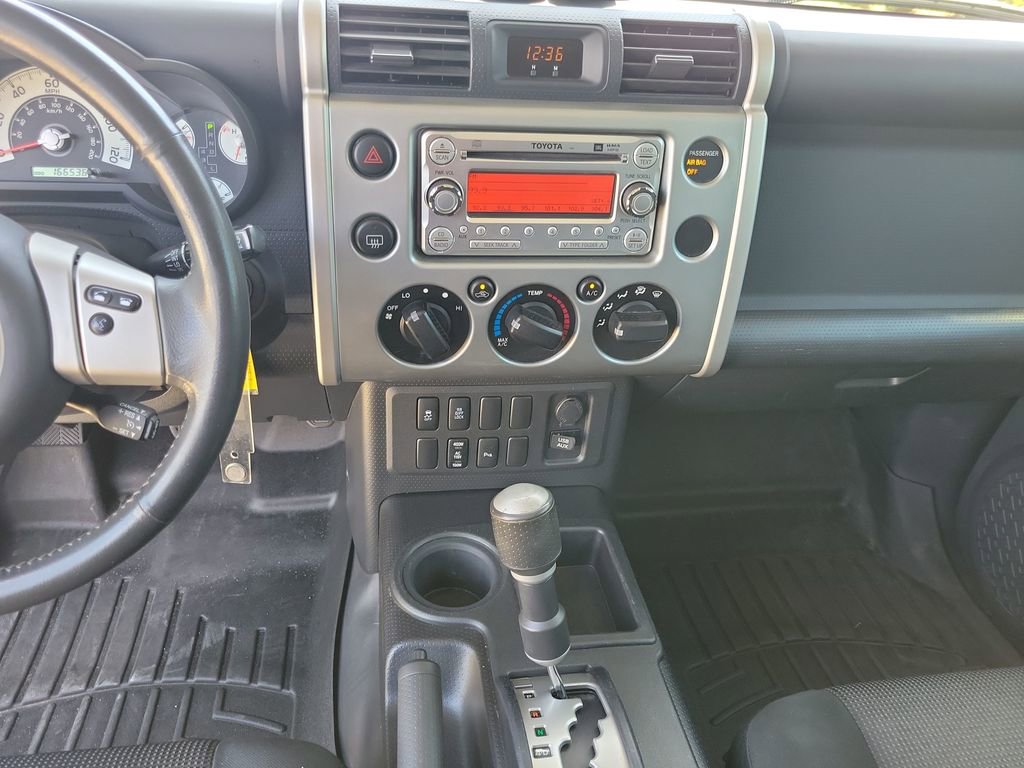 Used 2012 Toyota FJ Cruiser 2WD w/ Upgrade Pkg image 25