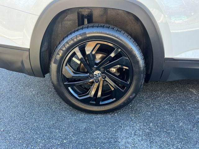 Used 2023 Volkswagen Atlas SE image 13