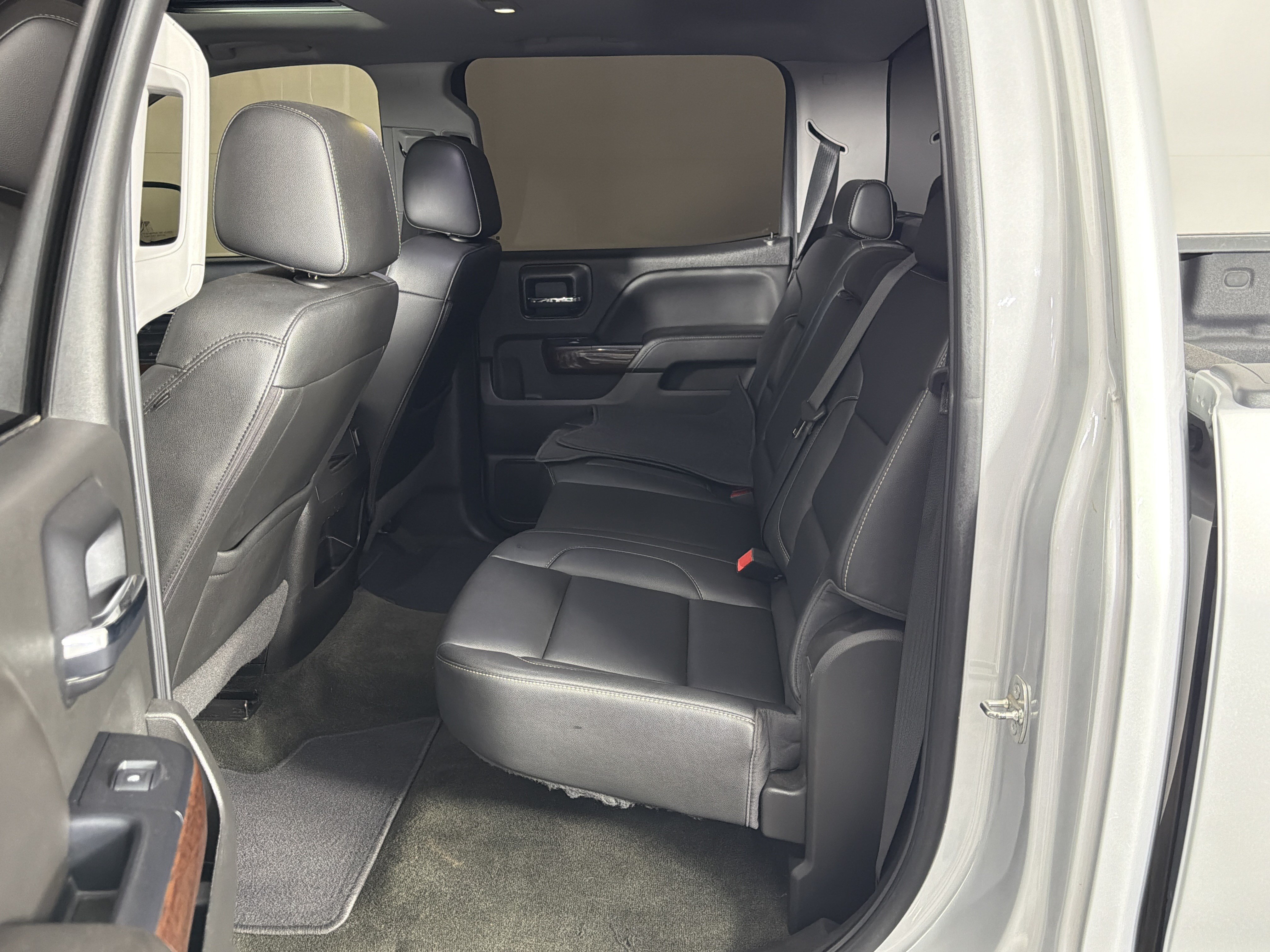 Used 2018 GMC Sierra 1500 SLT w/ SLT Premium Package AWD/4WD image 24