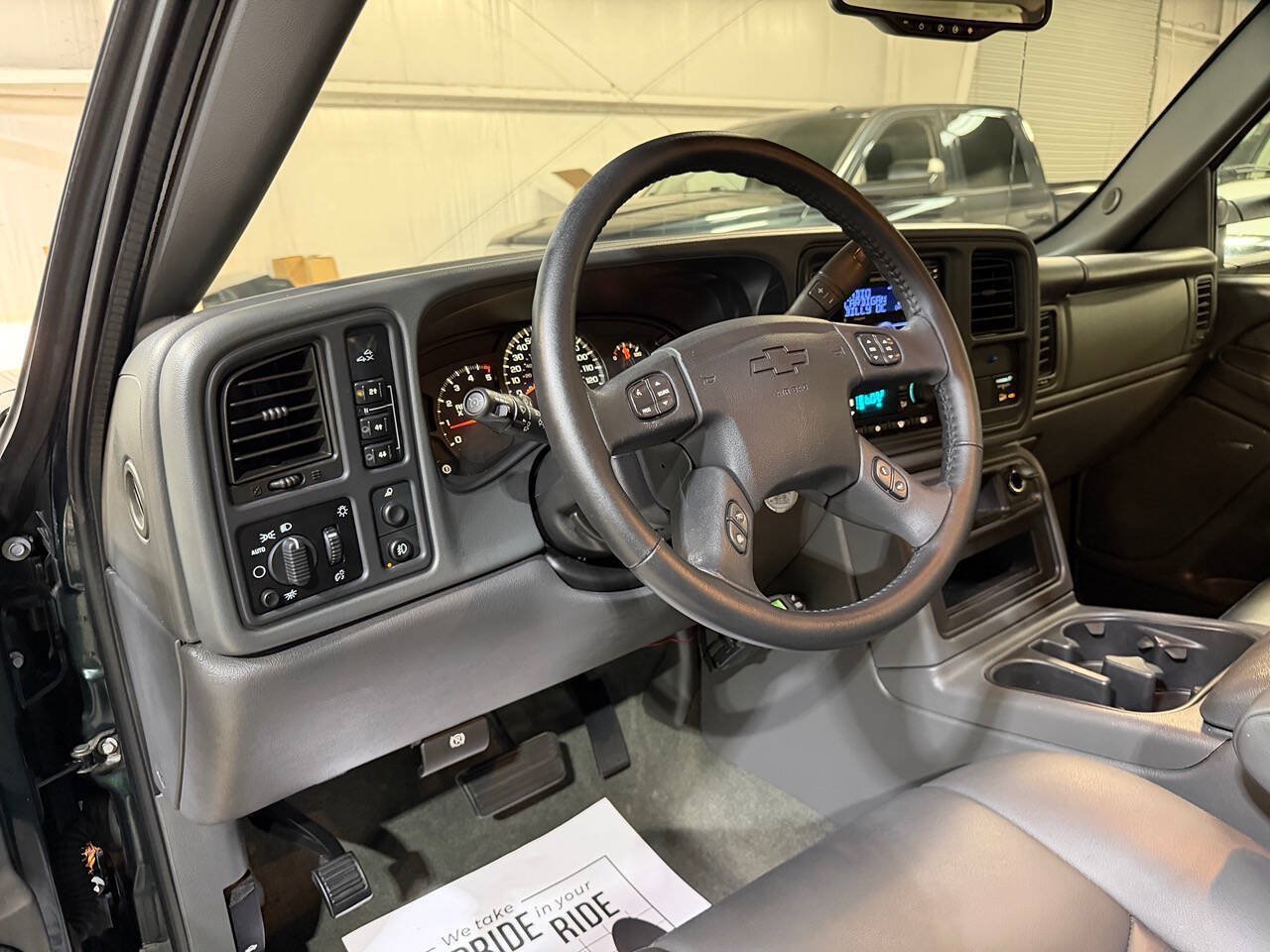 Used 2006 Chevrolet Silverado 2500 LT w/ Heavy-Duty Power Package AWD/4WD image 61