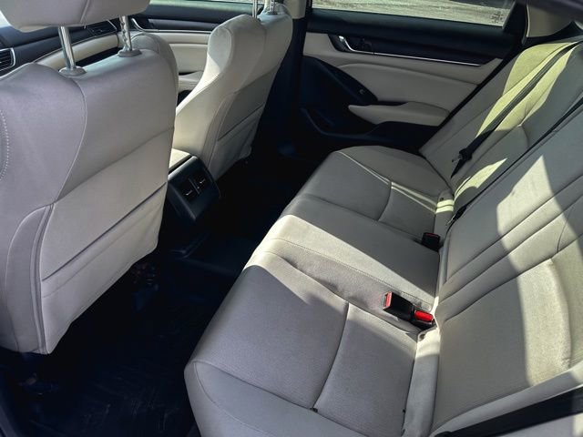 Used 2018 Honda Accord EX image 20
