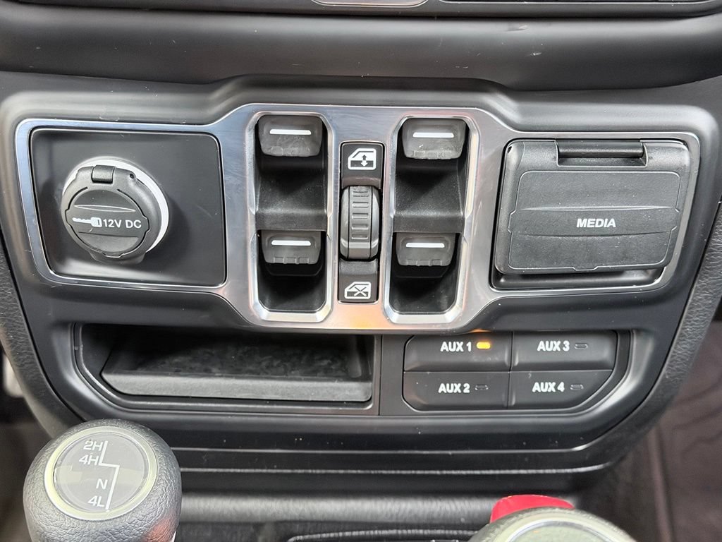 Used 2018 Jeep Wrangler Unlimited Sport S AWD/4WD image 44