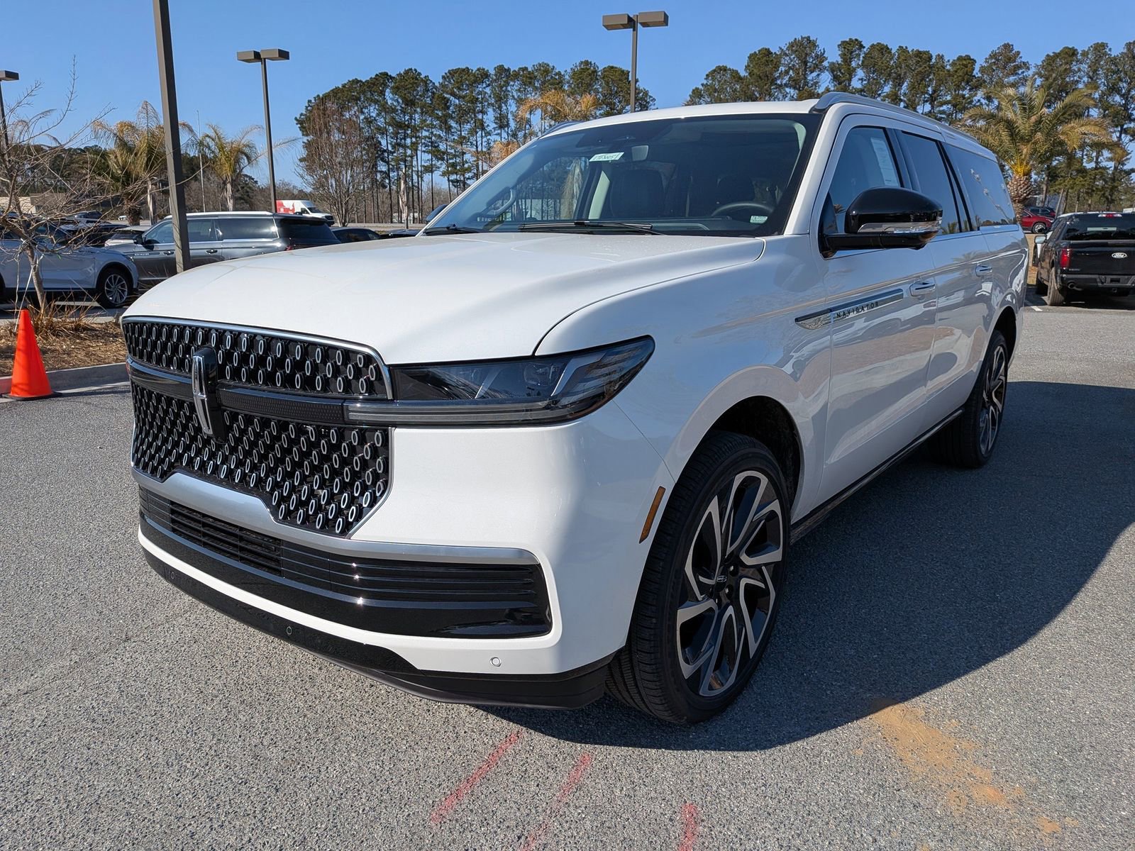 New 2026 Lincoln Navigator L Reserve image 8