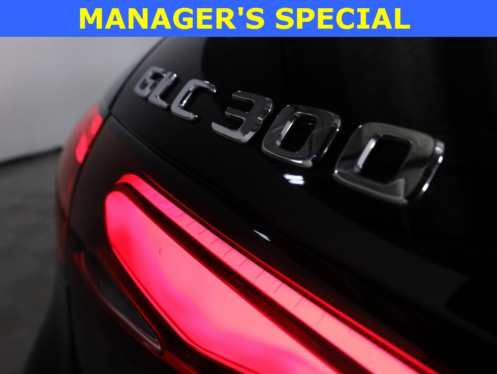 Used 2025 Mercedes-Benz GLC 300 4MATIC image 50