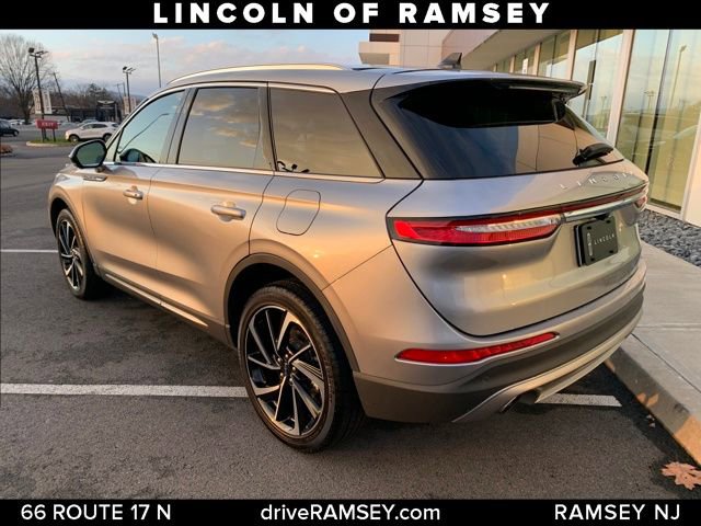 Used 2024 Lincoln Corsair Reserve w/ Equipment Group 201A image 3